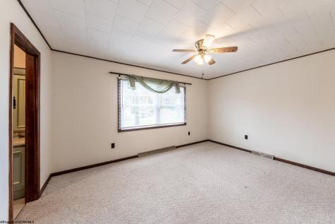 110 Lynne Avenue Kingwood WV 26537