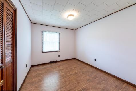 110 Lynne Avenue Kingwood WV 26537