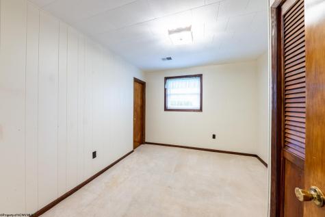 110 Lynne Avenue Kingwood WV 26537