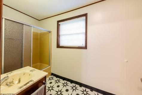 110 Lynne Avenue Kingwood WV 26537