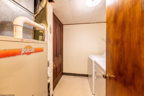 110 Lynne Avenue Kingwood WV 26537