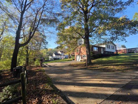 110 Lynne Avenue Kingwood WV 26537