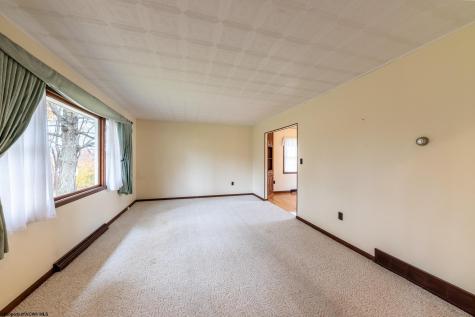 110 Lynne Avenue Kingwood WV 26537