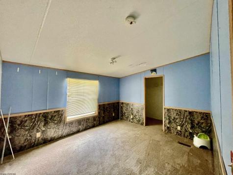 3806 Irish Ridge Road Tunnelton WV 26444
