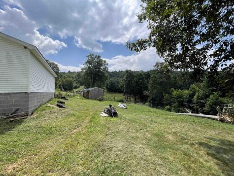 3806 Irish Ridge Road Tunnelton WV 26444