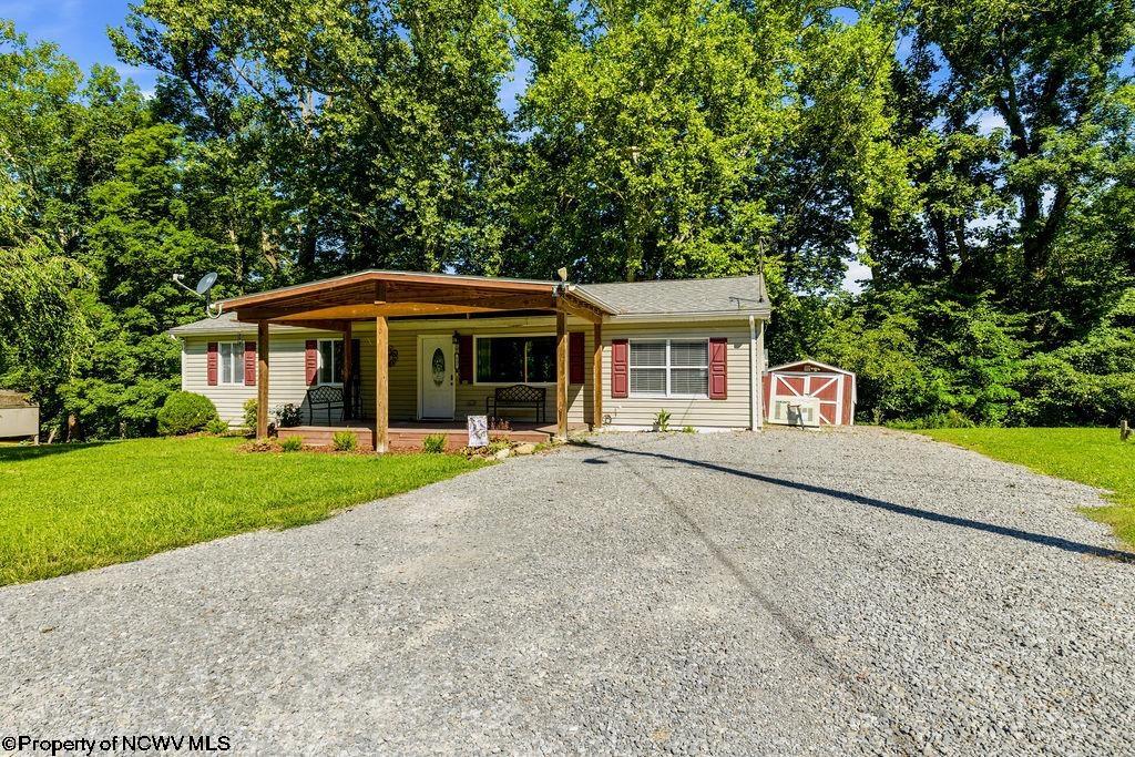 137 Blossom Drive Clarksburg WV 26301
