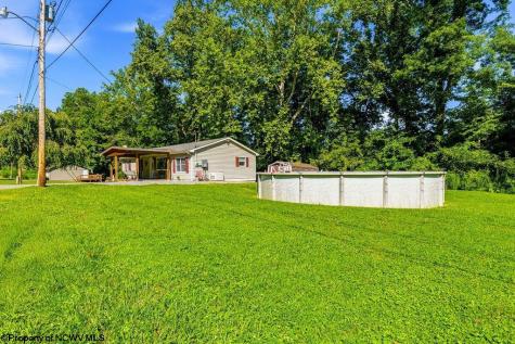 137 Blossom Drive Clarksburg WV 26301