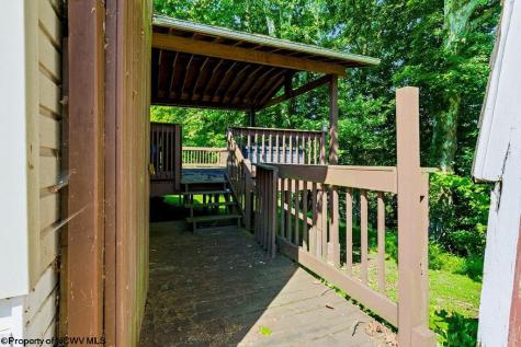 137 Blossom Drive Clarksburg WV 26301