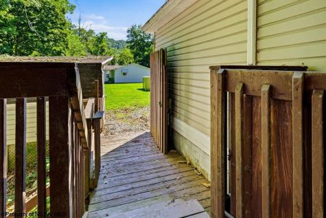 137 Blossom Drive Clarksburg WV 26301