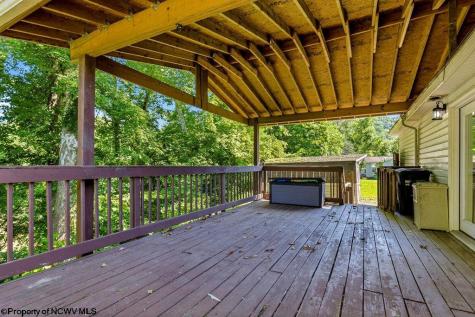 137 Blossom Drive Clarksburg WV 26301