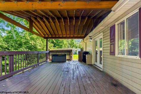 137 Blossom Drive Clarksburg WV 26301