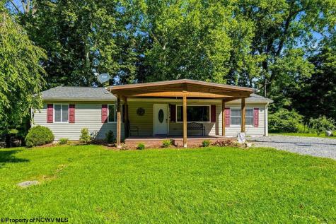 137 Blossom Drive Clarksburg WV 26301
