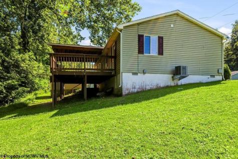 137 Blossom Drive Clarksburg WV 26301