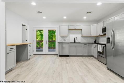 137 Blossom Drive Clarksburg WV 26301