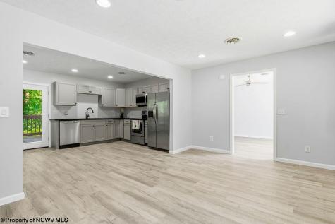 137 Blossom Drive Clarksburg WV 26301