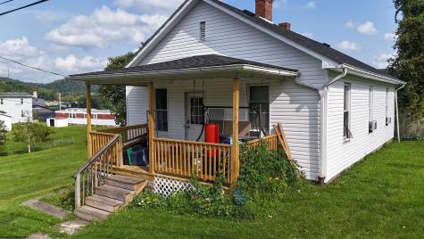 60 Watkins Lane Clarksburg WV 26301