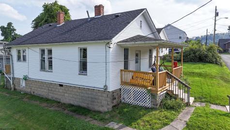 60 Watkins Lane Clarksburg WV 26301