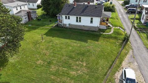 60 Watkins Lane Clarksburg WV 26301