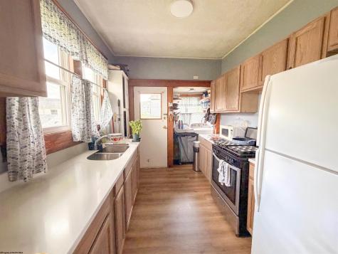 60 Watkins Lane Clarksburg WV 26301