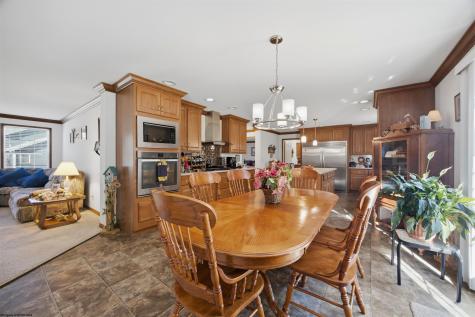 7 Rundle Way Fairmont WV 26554