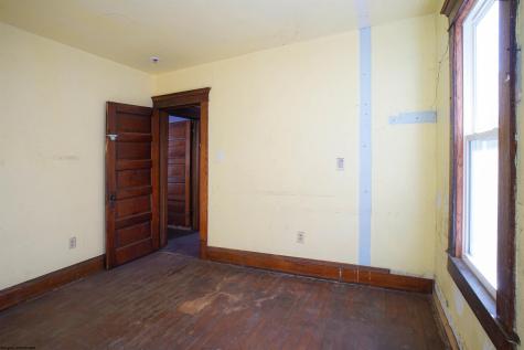 636 S 7th Street Clarksburg WV 26301