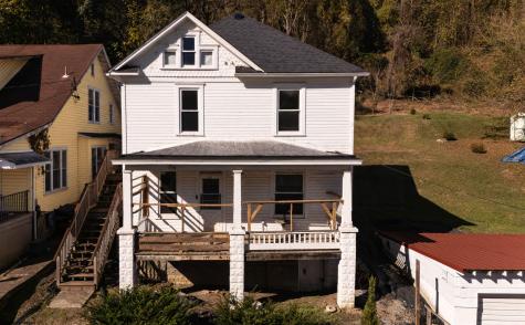 636 S 7th Street Clarksburg WV 26301