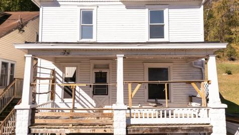 636 S 7th Street Clarksburg WV 26301