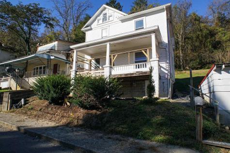 636 S 7th Street Clarksburg WV 26301