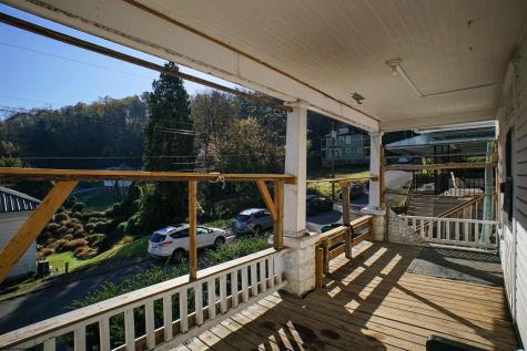 636 S 7th Street Clarksburg WV 26301