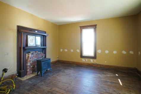 636 S 7th Street Clarksburg WV 26301