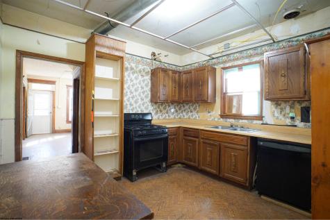 636 S 7th Street Clarksburg WV 26301