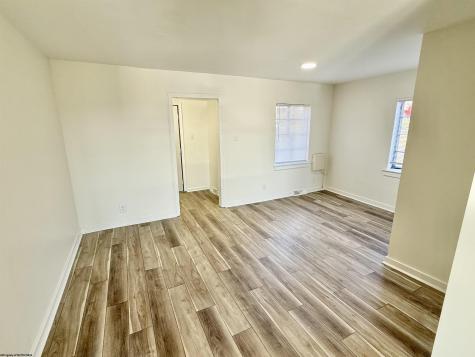 1634 Kingwood Pike Morgantown WV 26508