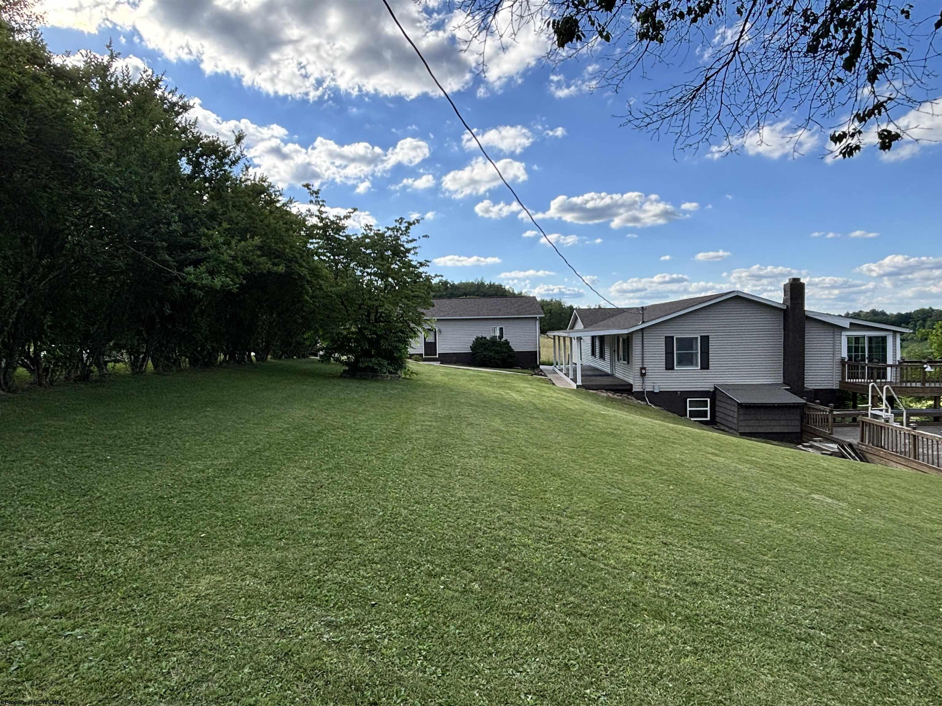 462 Jonestown Mt Liberty Road Philippi WV 26416