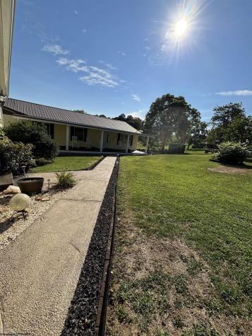 462 Jonestown Mount Liberty Road Philippi WV 26416