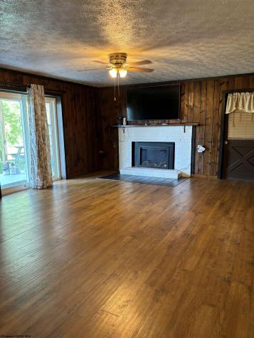 462 Jonestown Mount Liberty Road Philippi WV 26416