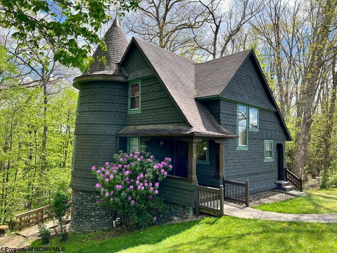 7 Kerens Hill Estates Elkins WV 26241