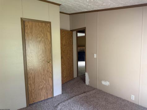 846 Levels Road Fairmont WV 26554