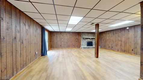 679 Old Monongah Road Fairmont WV 26554