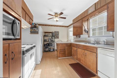 1492 Janes Hill Road Shinnston WV 26431