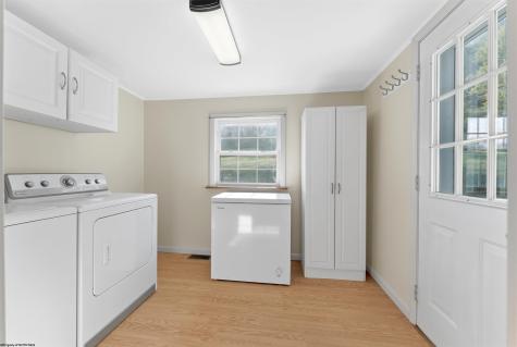 1492 Janes Hill Road Shinnston WV 26431