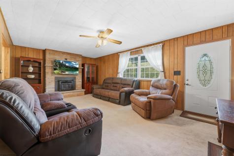 1492 Janes Hill Road Shinnston WV 26431
