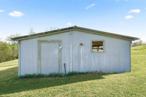 1492 Janes Hill Road Shinnston WV 26431