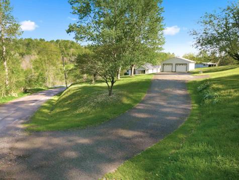1492 Janes Hill Road Shinnston WV 26431