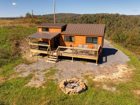 141 Winterburg Place Terra Alta WV 26764
