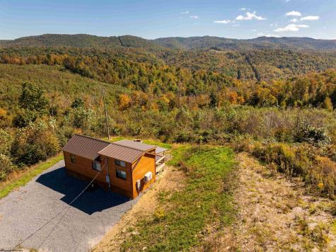 141 Winterburg Place Terra Alta WV 26764
