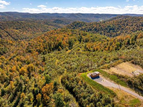 141 Winterburg Place Terra Alta WV 26764