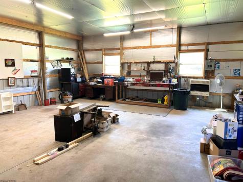 516 Windy Hill Drive Mannington WV 26582