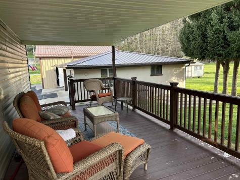 516 Windy Hill Drive Mannington WV 26582