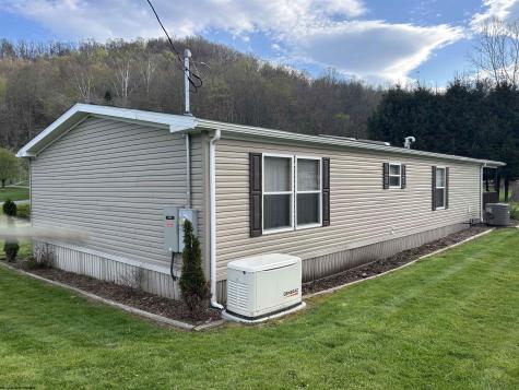 516 Windy Hill Drive Mannington WV 26582