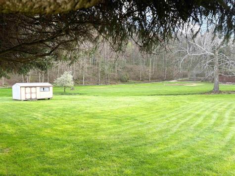 516 Windy Hill Drive Mannington WV 26582